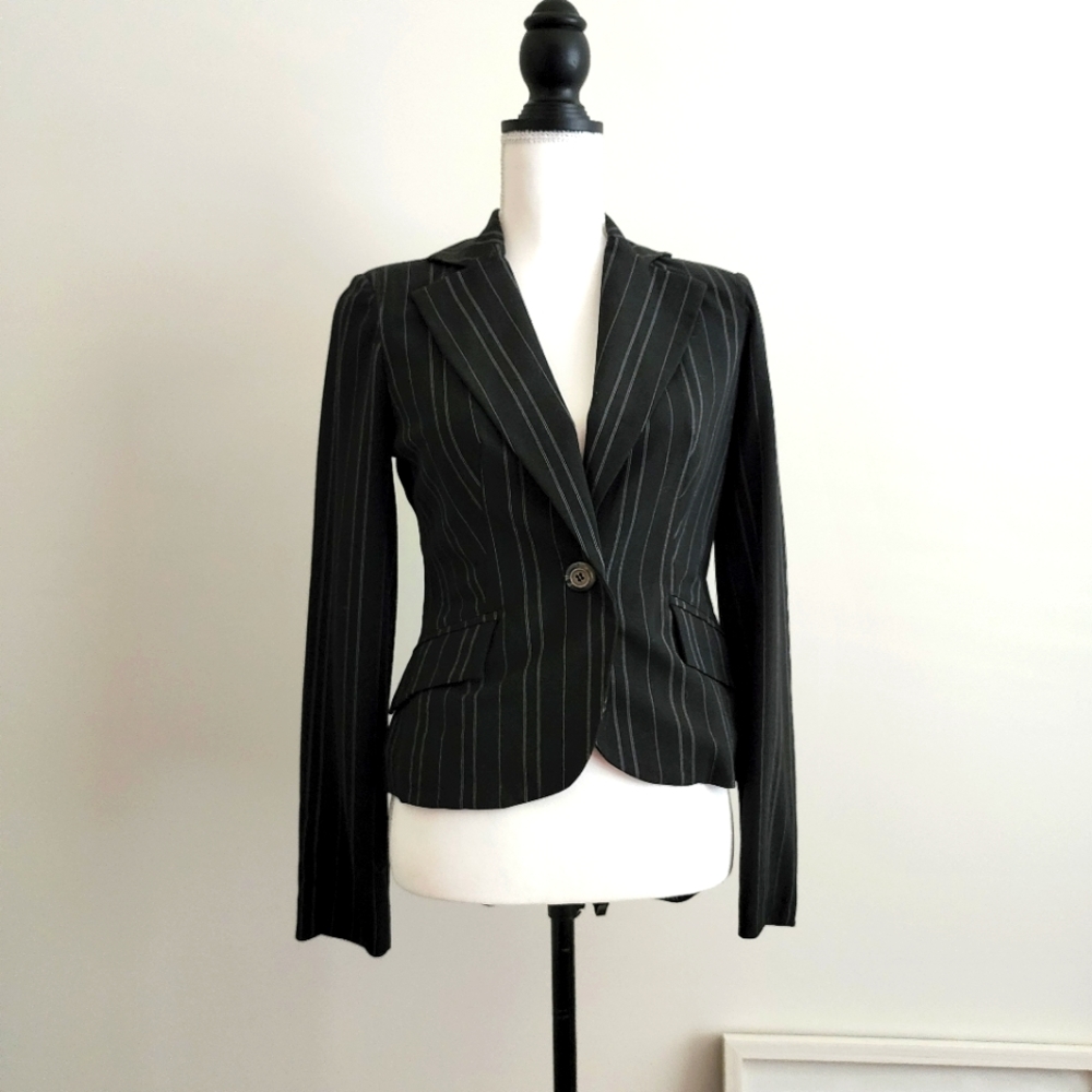 XOXO Single Button Blazer Size Small EUC